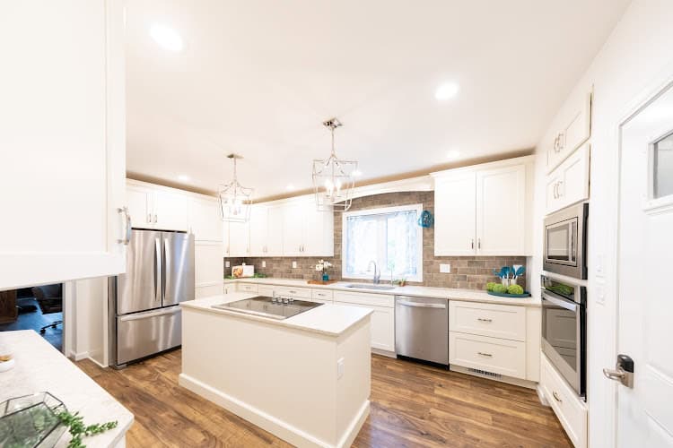 Jerilyn Horn Kitchen & Bath Design Co.
