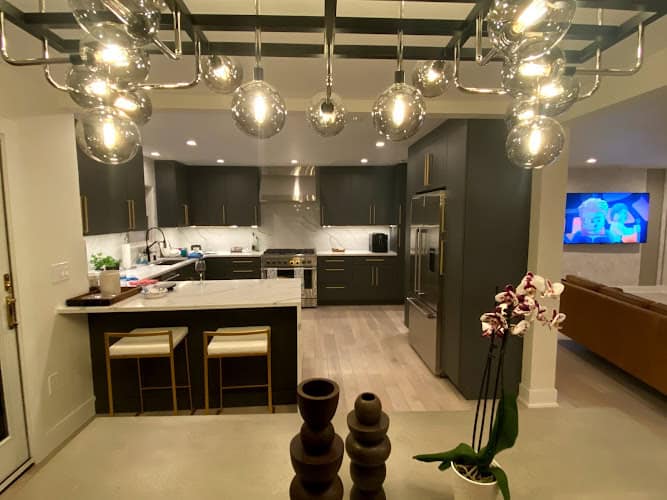 Universal Kitchen Design (UKDNY) KraftMaid Cabinetry