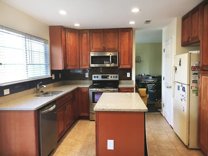 Kitchen Master Design & Remodeling