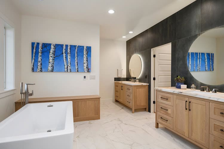 Woodwright Custom Builders
