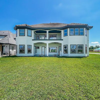 La Maison Tile & Remodeling