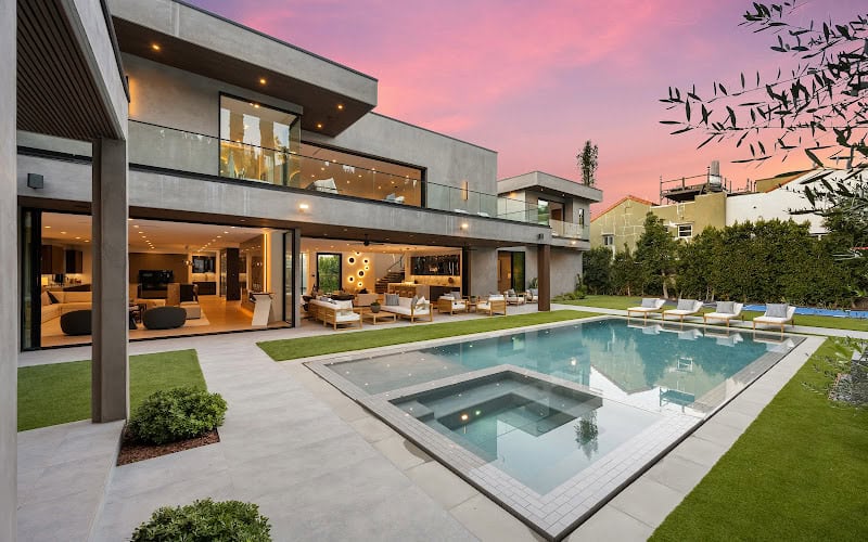 Rox Builders - Paver Patio, Artificial Grass, Swimming Pool, Retaining Wall Installation, Home Remodeling