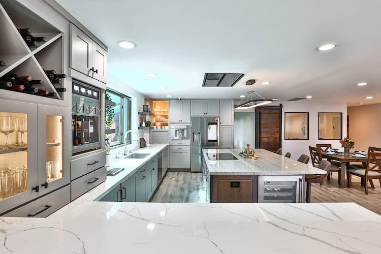 D. R. Domenichini Construction