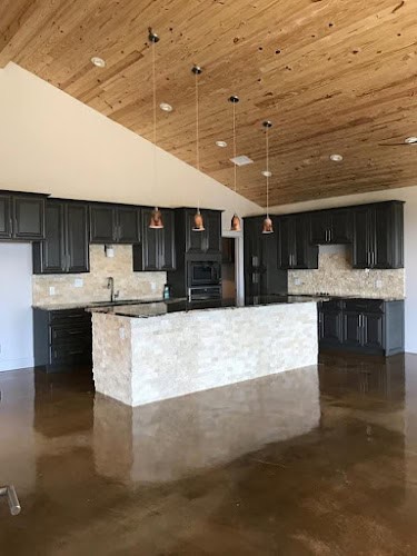 Handyman Remodeling TX Bath remodeling flooring