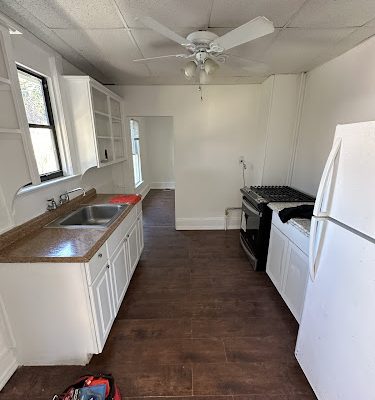 Hollingsworth Renovations LLC