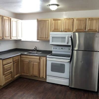 Leon Remodeling LLC