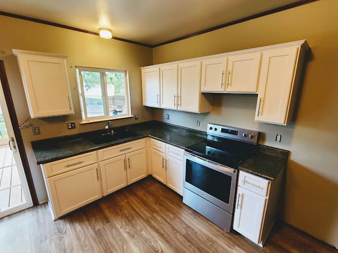 Custom Kitchen Creations , Inc. The Cabinet Refacing Experts !