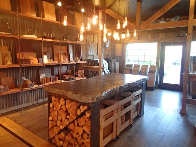 Murphy's Design Center
