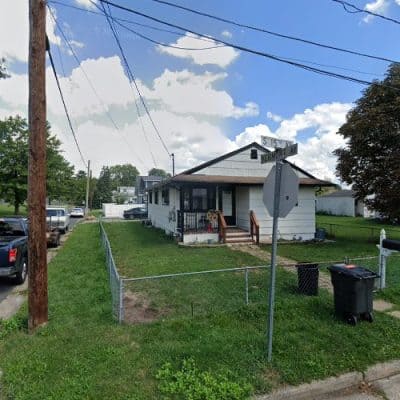 Supreme Builds Home Remodeling