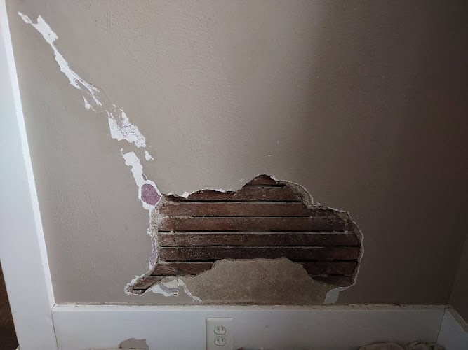 317 Wall and ceilings