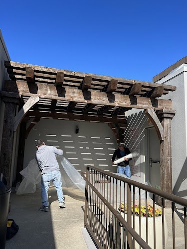 Jr. Lopez General Contractors LLC