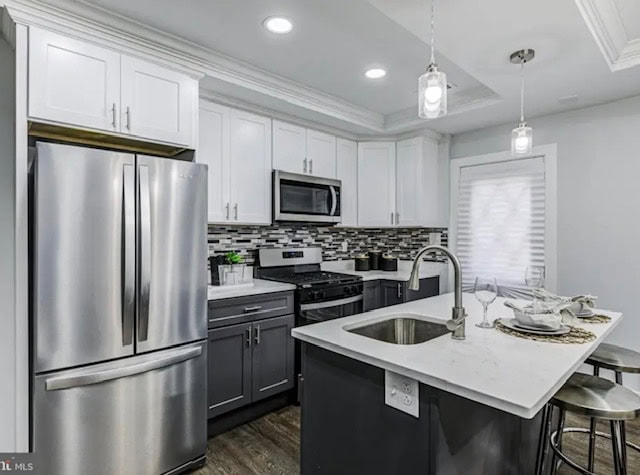 E & J Contractor Services Inc