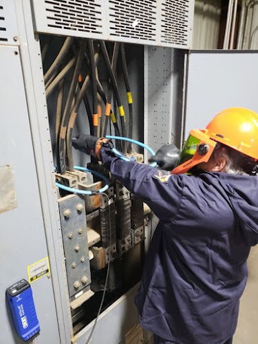 Blades Electric Company LLC