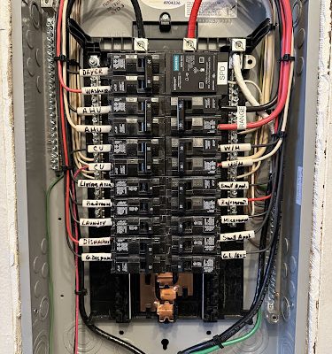 Castillo���s Electrical Service LLC