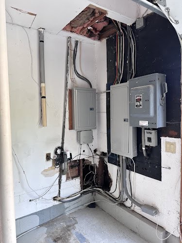 LOU ELECTRIC LLC