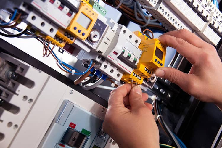 Brechtech Services
