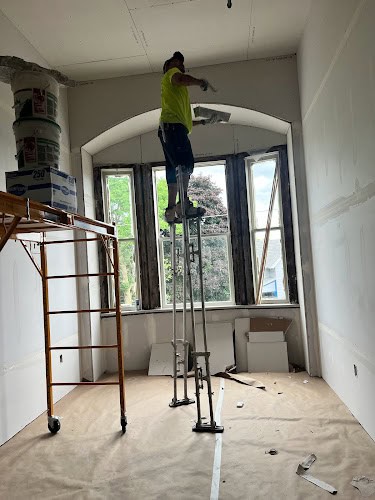 MKE DRYWALL FINISHERS LLC