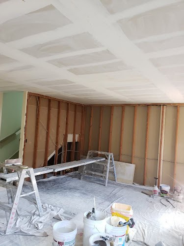 TRADESMAN Painting & Drywall