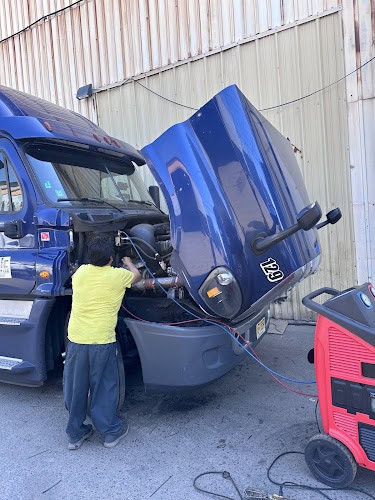 C&A truck electric