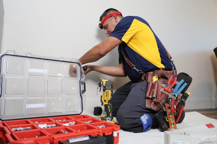 Skylight Electrical Service