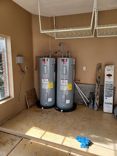 Juniors Plumbing LLC