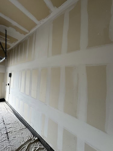 Rooms2Paint