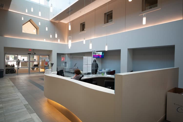 Robert Commercial Construction