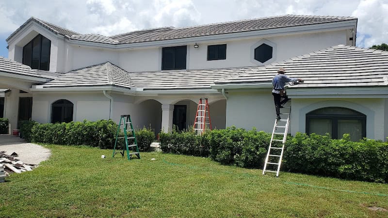 HANDYWORKS LLC Seamless Gutters!