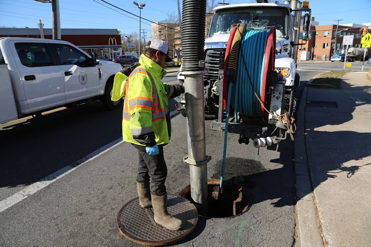 Root 24 Plumbing & Drain Cleaning