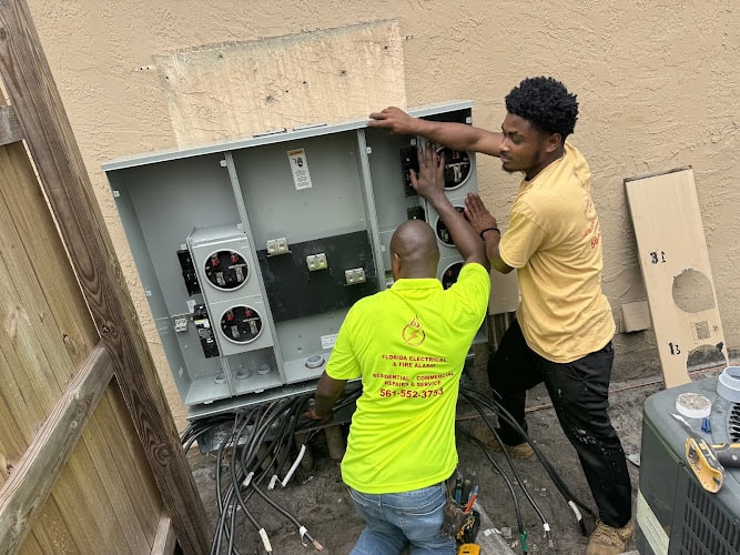 Florida Electrical & Fire Alarm LLC Electrician of Deerfield Beach (Florida Alarma el��ctrica y contra incendios LLC)