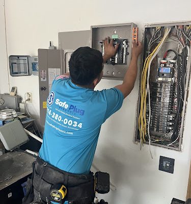 Safe Plug Electric Garland