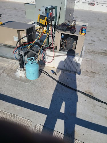 Colorado Springs Equipment Technicians