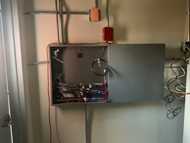 Zoom Electricians