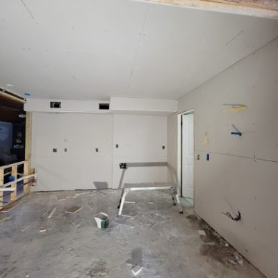 AJ CRAFTSMEN LLC