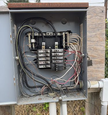 Mark's Electric LLC