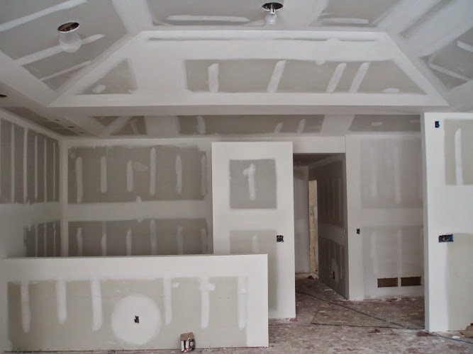 H M Luna Drywall