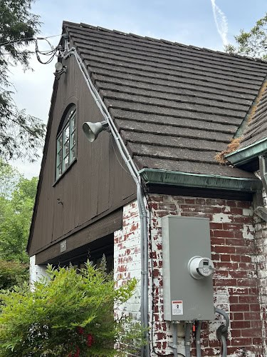 Haas & Sons Electric - Electricians