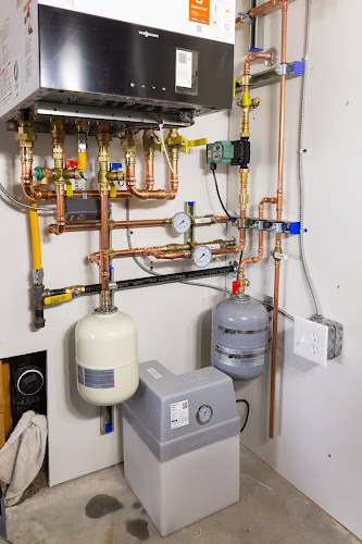 Bee's Plumbing and Heating