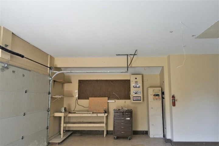 Symmetric Contracting, LLC