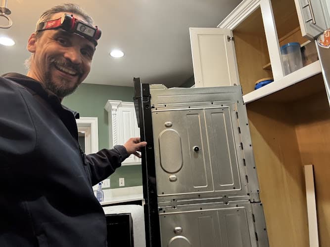 Handyman - Electrician - Plumber - Painting - Drywall - Concrete - Tile
