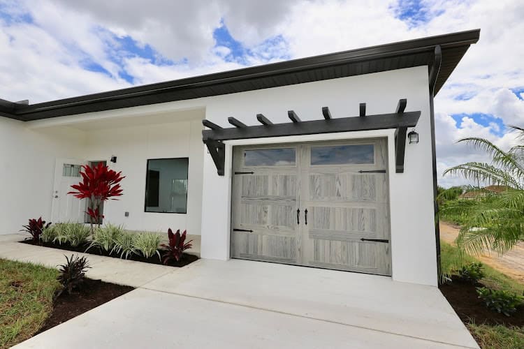 DeLaCruz Homes, LLC & DeLaCruz Enterprises, Inc