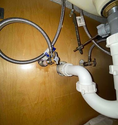 1-Tom-Plumber