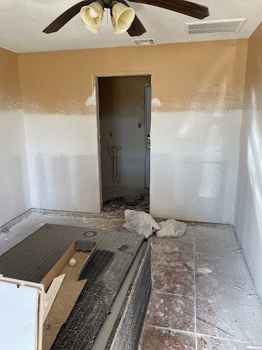 L & R Construction and Improvements LLC