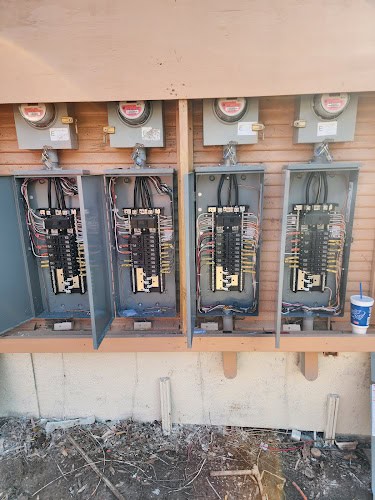 Lightning Electric LLC