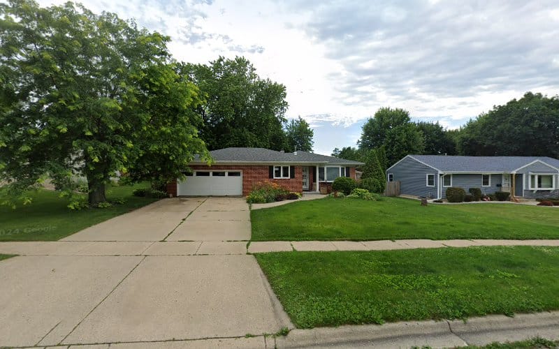 Ashburn's Bucket & Brush LLC