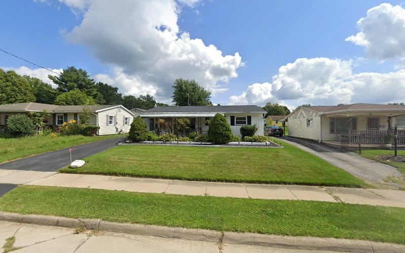 Reynold's Plastering Co