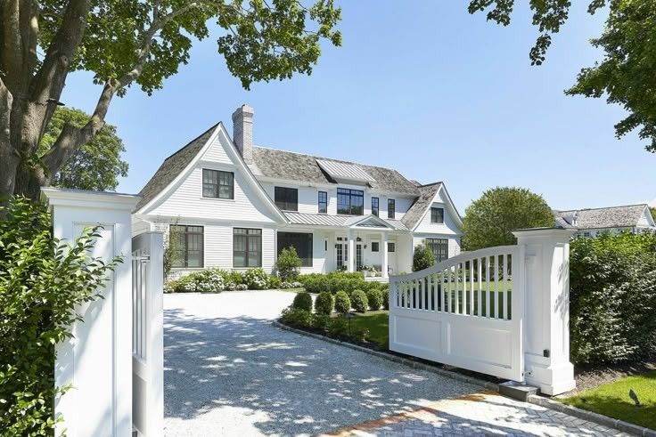 Joel Crespo Landscaping - Hamptons